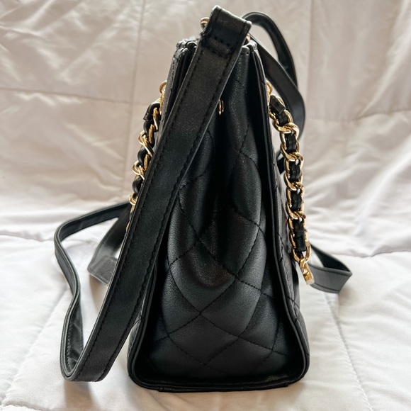 ALDO quilted chain purse - Picture 3 of 9